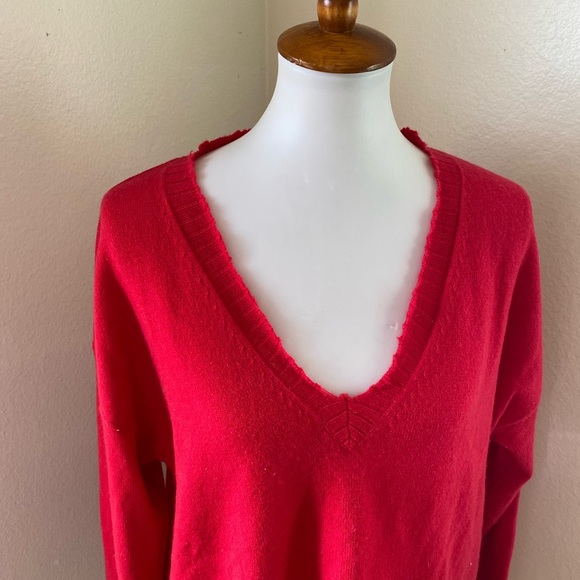 Current/Elliott Destroyed Cashmere Blend V neck Sweater - Picture 3 of 9